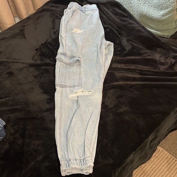 Forever 21 Jean cargo joggers - Picture 2 of 3